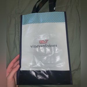 Vineyard vines bag